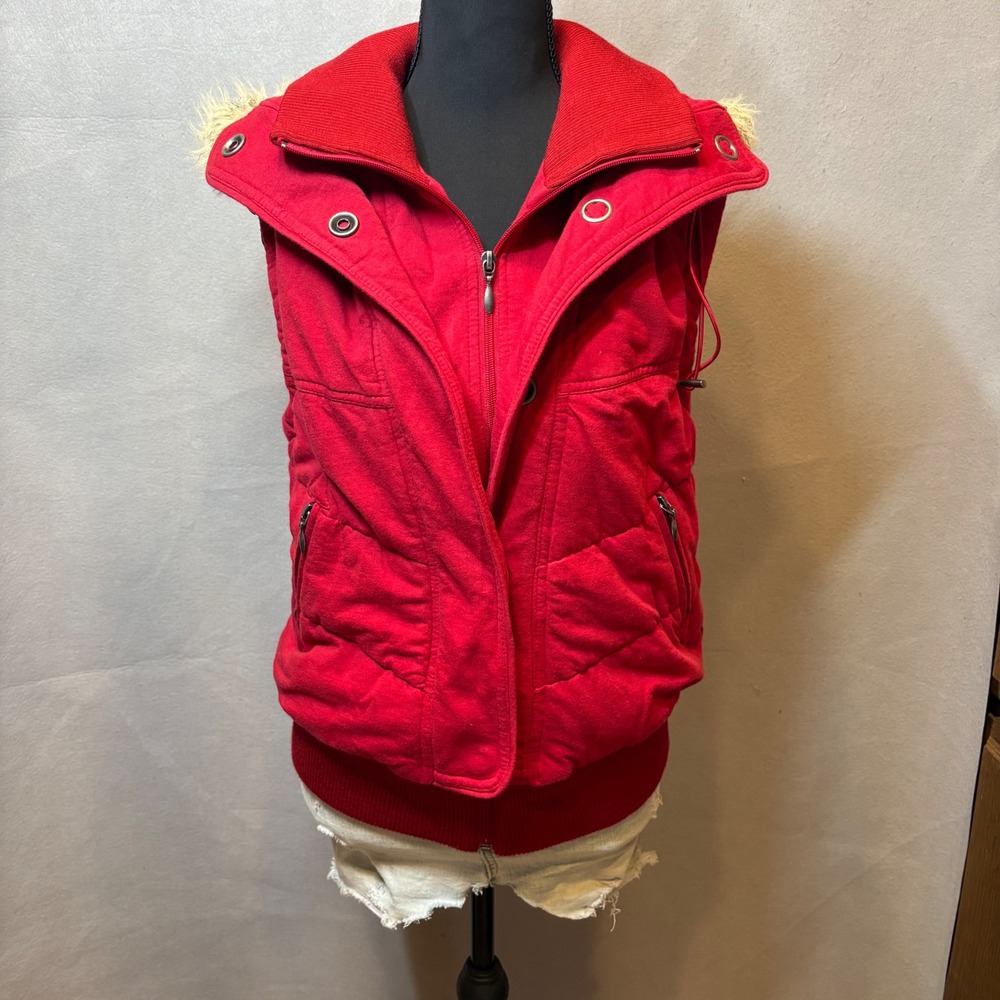 INC International Concepts Red Faux Fur Hooded Puffer Vest Womens Medium